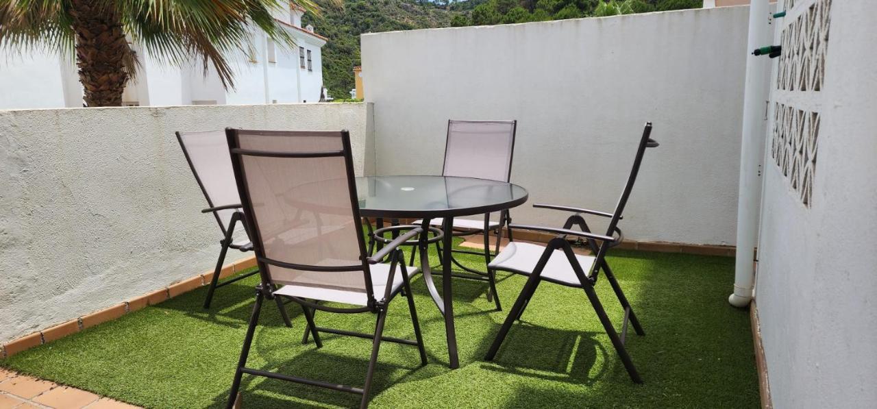 Apartamento Bajo Con Jardin Deluxe Benahavís Exterior foto